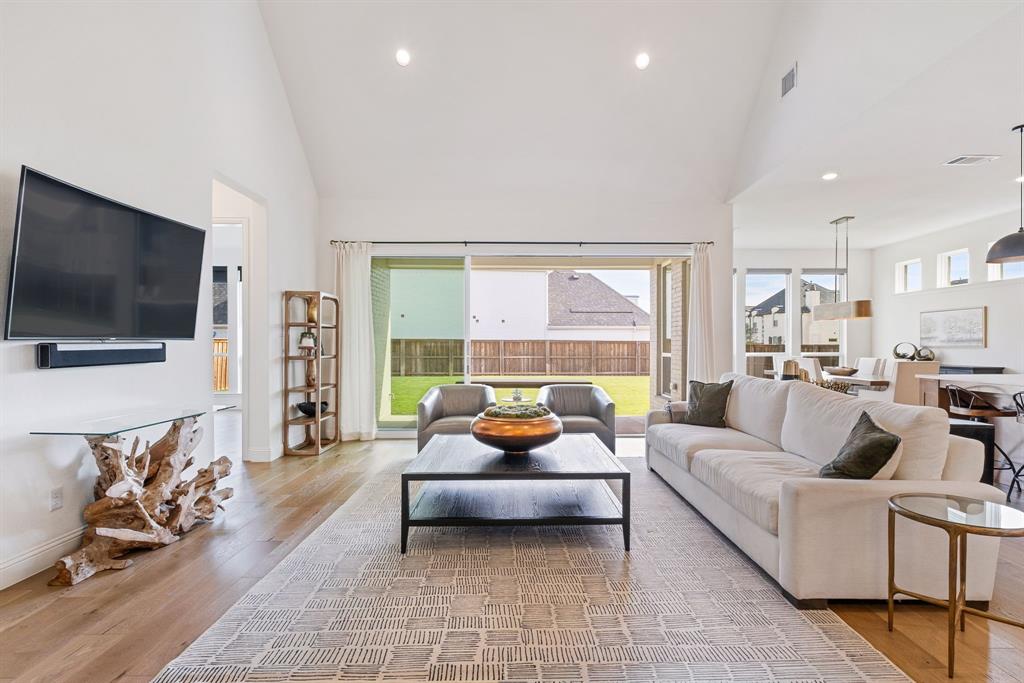 WestburyTribute Ph 4 - Residential