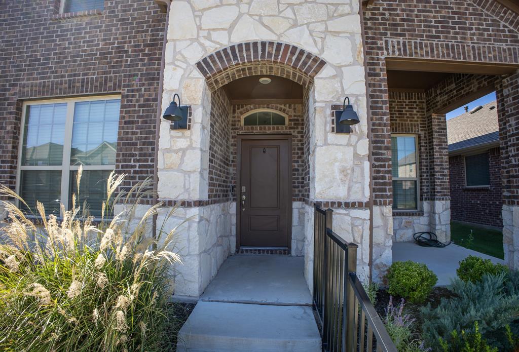 7004 Wildflower Way