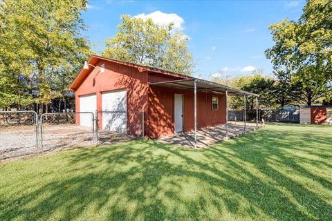 A home in Pottsboro