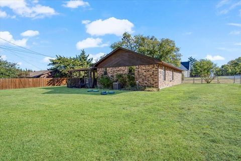 A home in Pottsboro