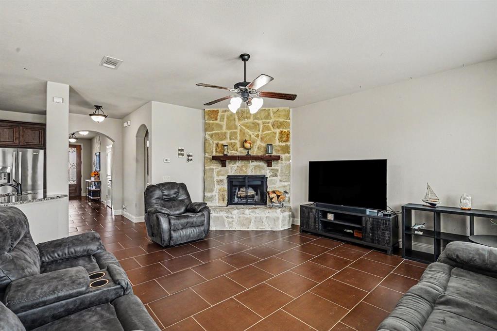 828 Sunflower Court
