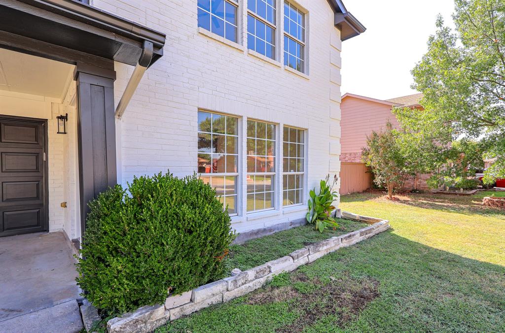 7213 Autumn Run Drive