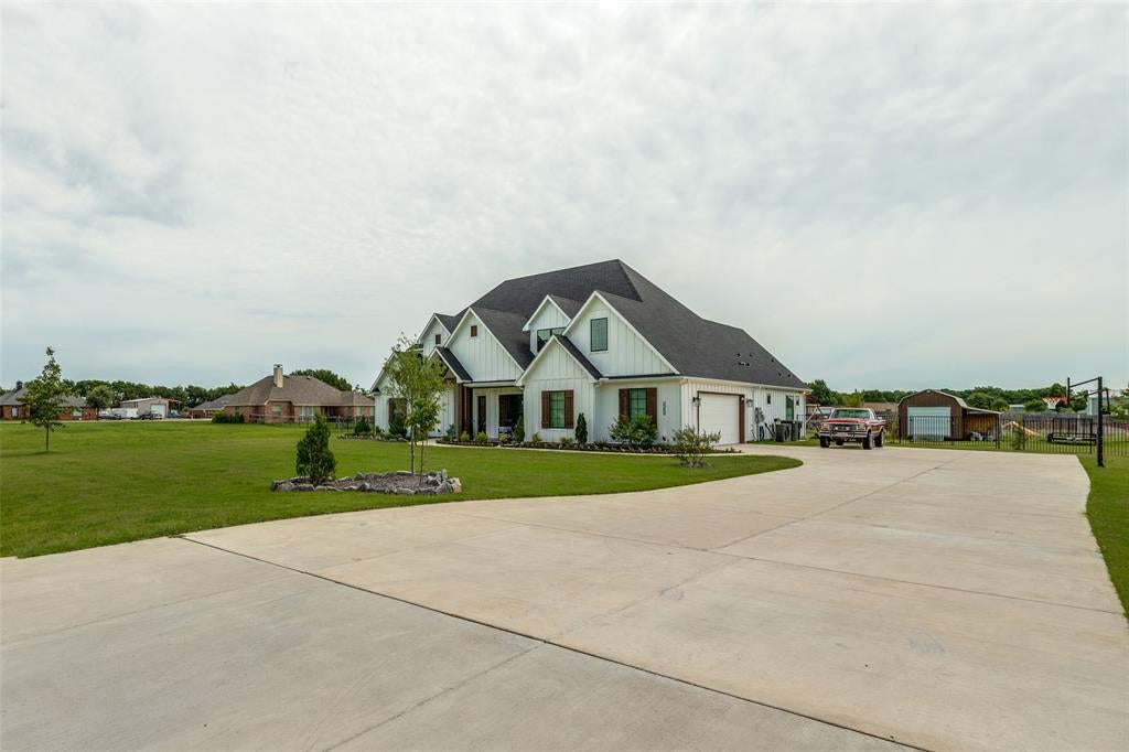 2255 County Road 377