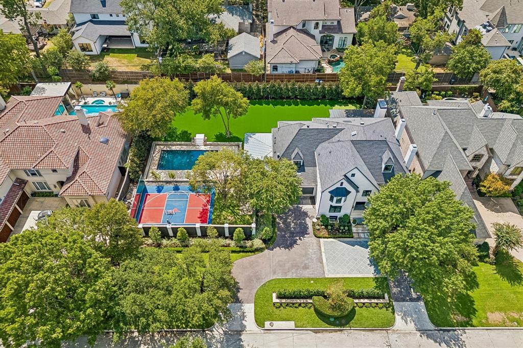 6810 Mimosa Lane