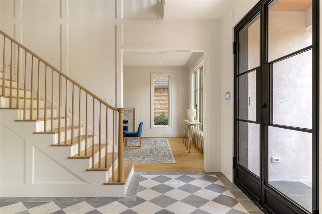 6810 Mimosa Lane