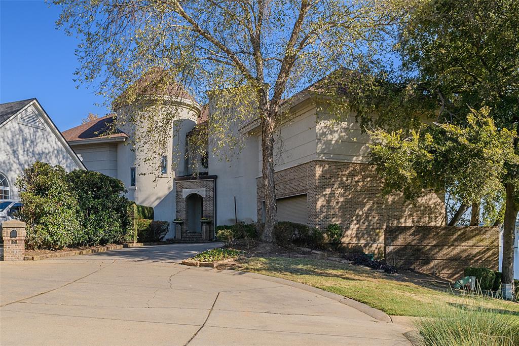 Lake Pointe Place - Residential