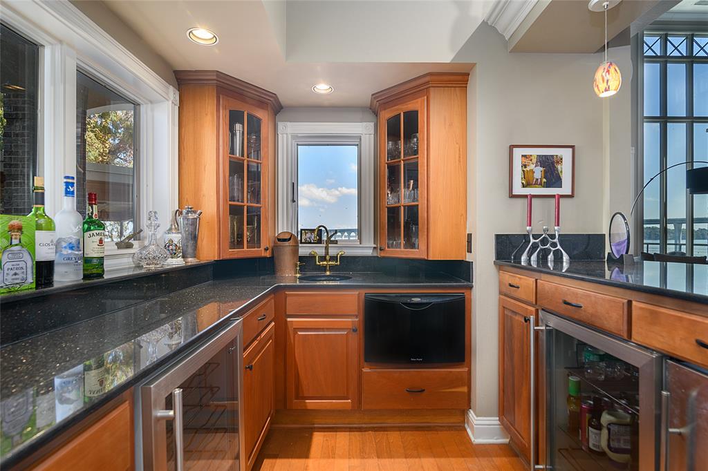 Lake Pointe Place - Residential