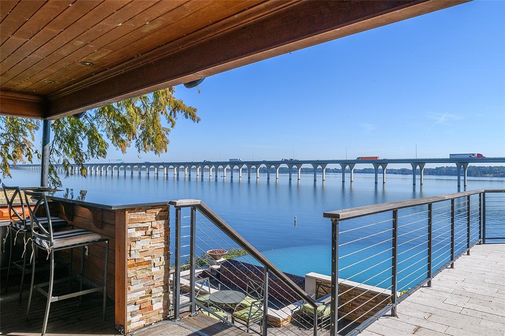 Lake Pointe Place - Residential