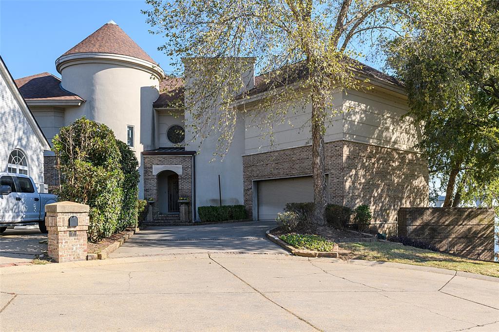 Lake Pointe Place - Residential