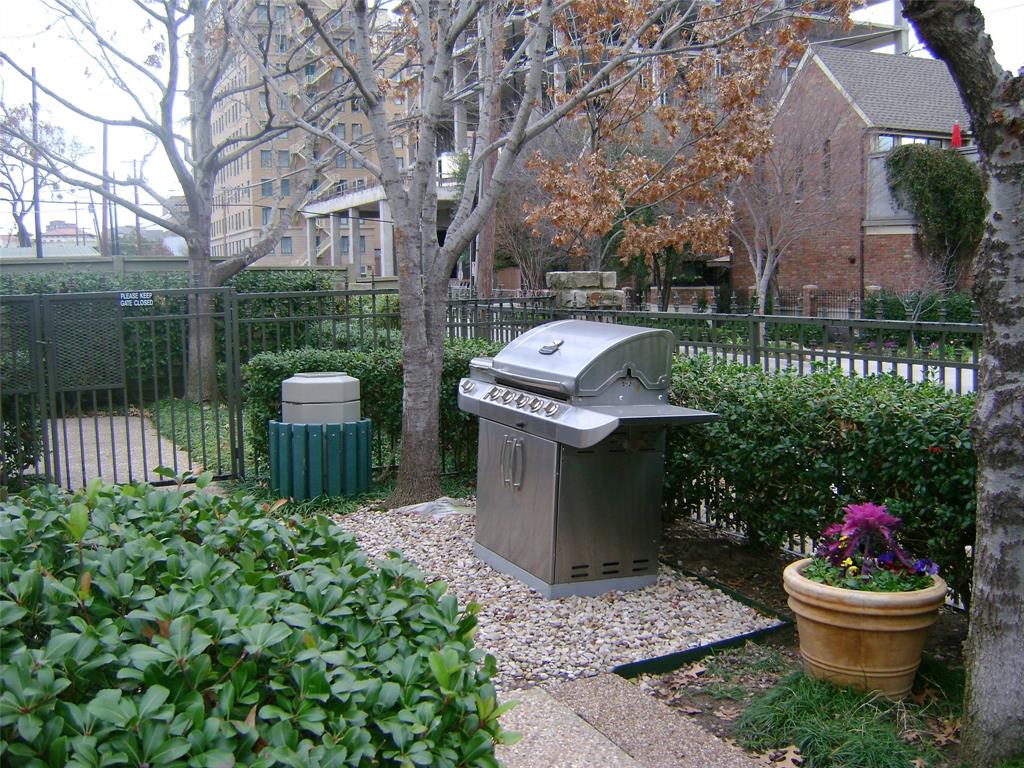 Topaz Twnhms Condo - Residential Lease