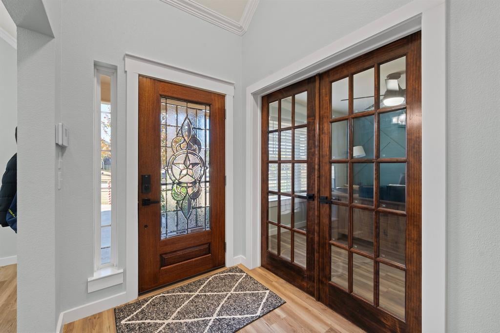 3137 Shoreline Drive