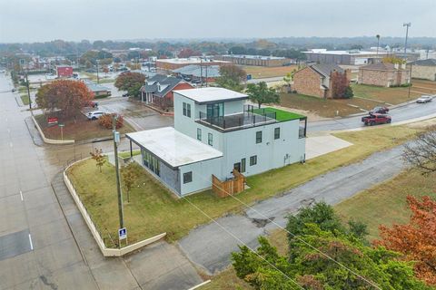 A home in DeSoto