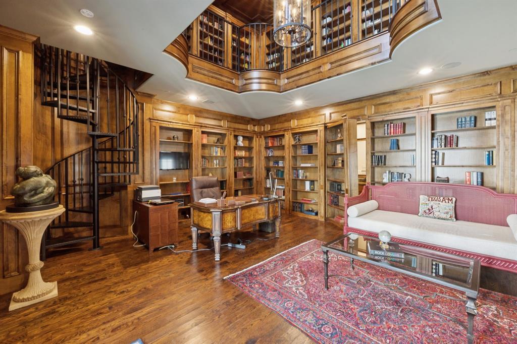 Manchester Downs Rev - Residential