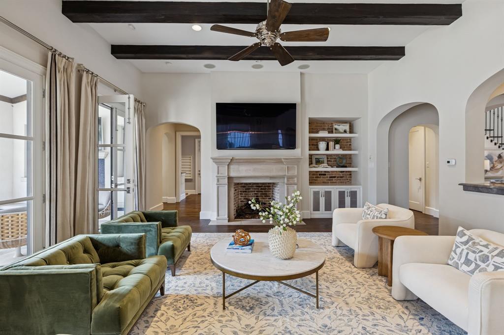 Manchester Downs - Residential