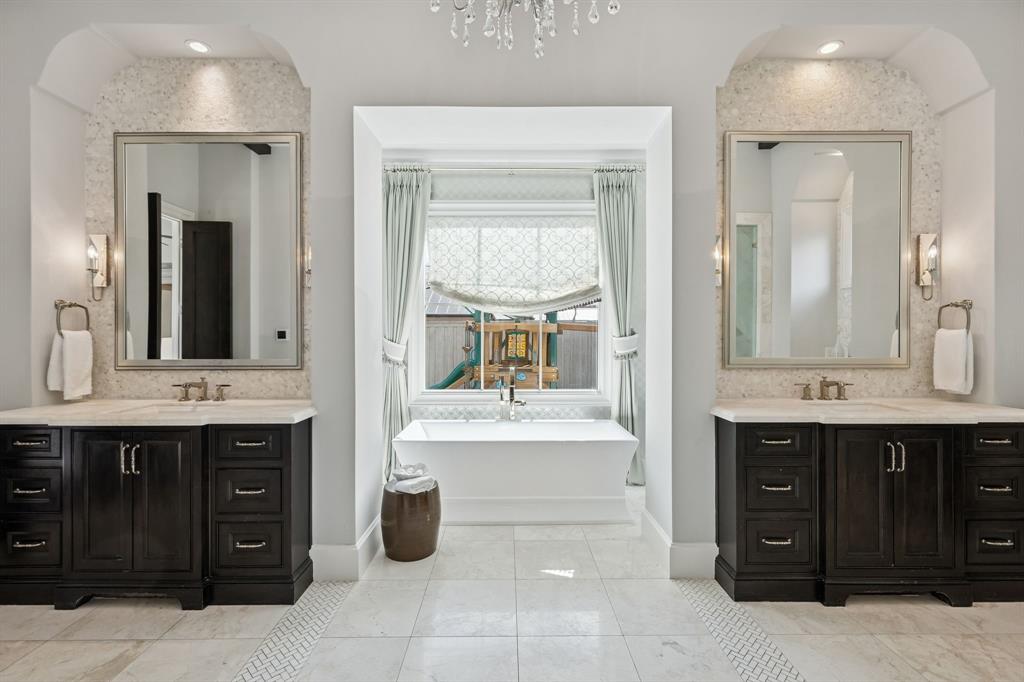 Manchester Downs - Residential