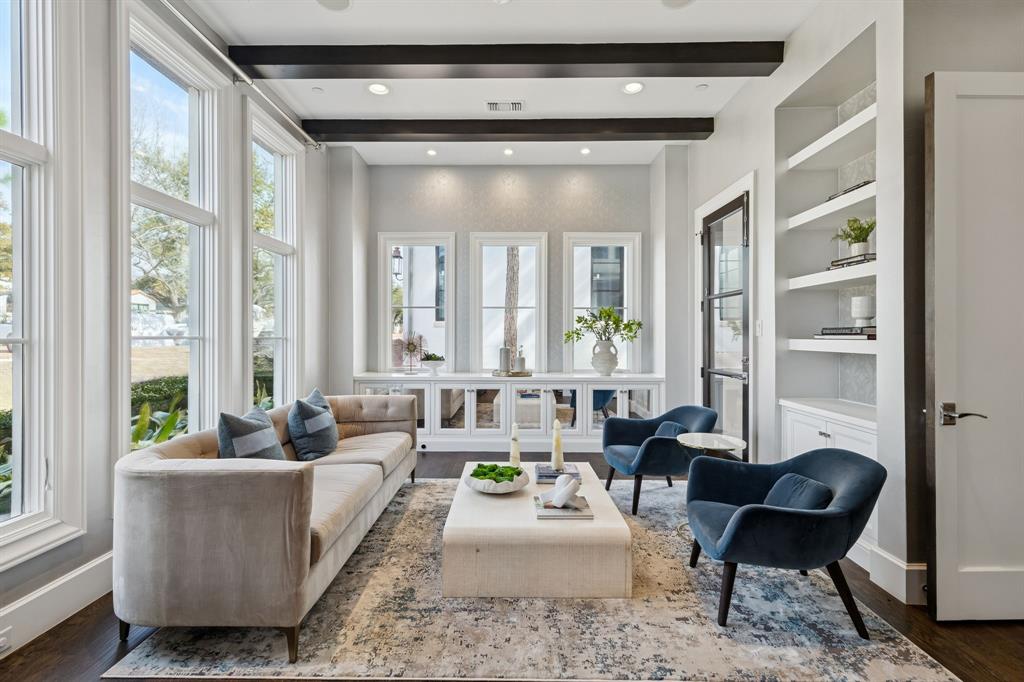 Manchester Downs - Residential