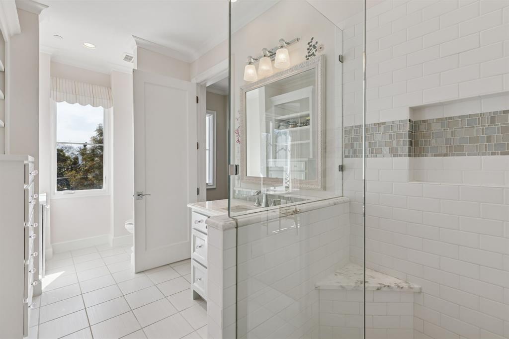 Manchester Downs - Residential