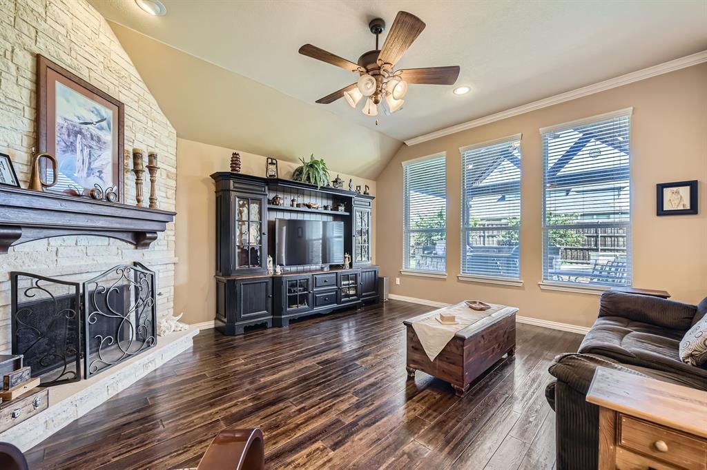 1520 Fallingwater Trail