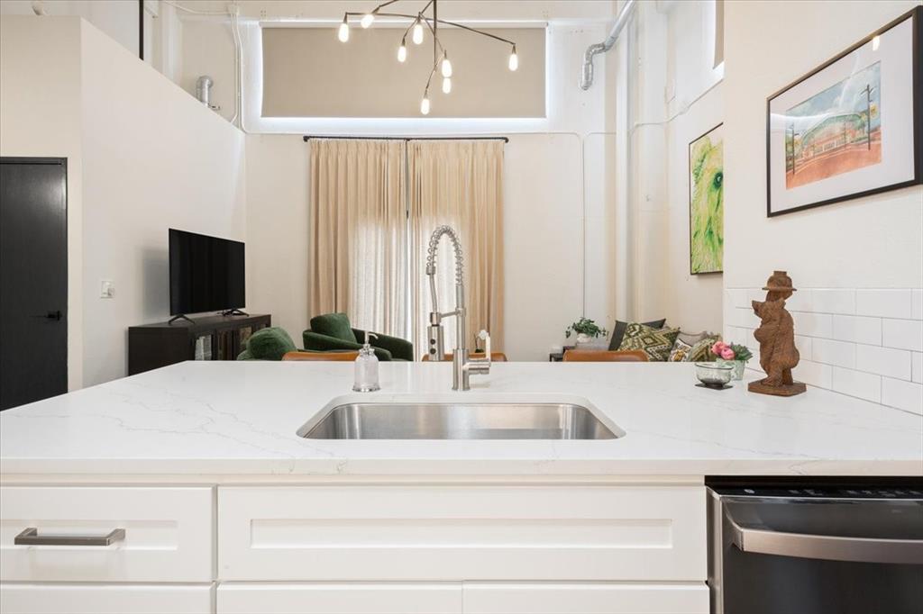 219 S 4th Street 106