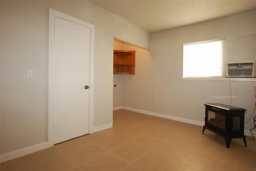 Forney Rev - Residential Lease