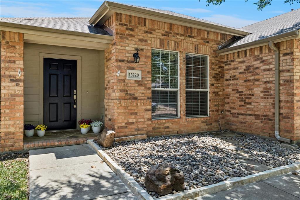 13220 Ridgepointe