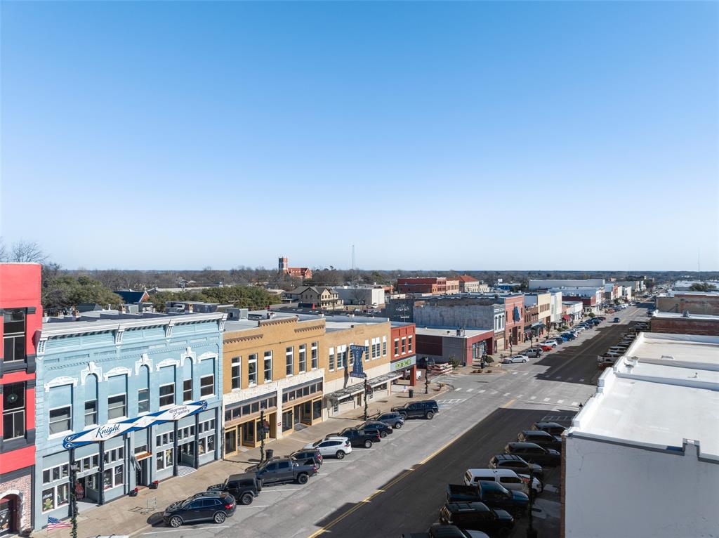 Stevens Add - Commercial Lease