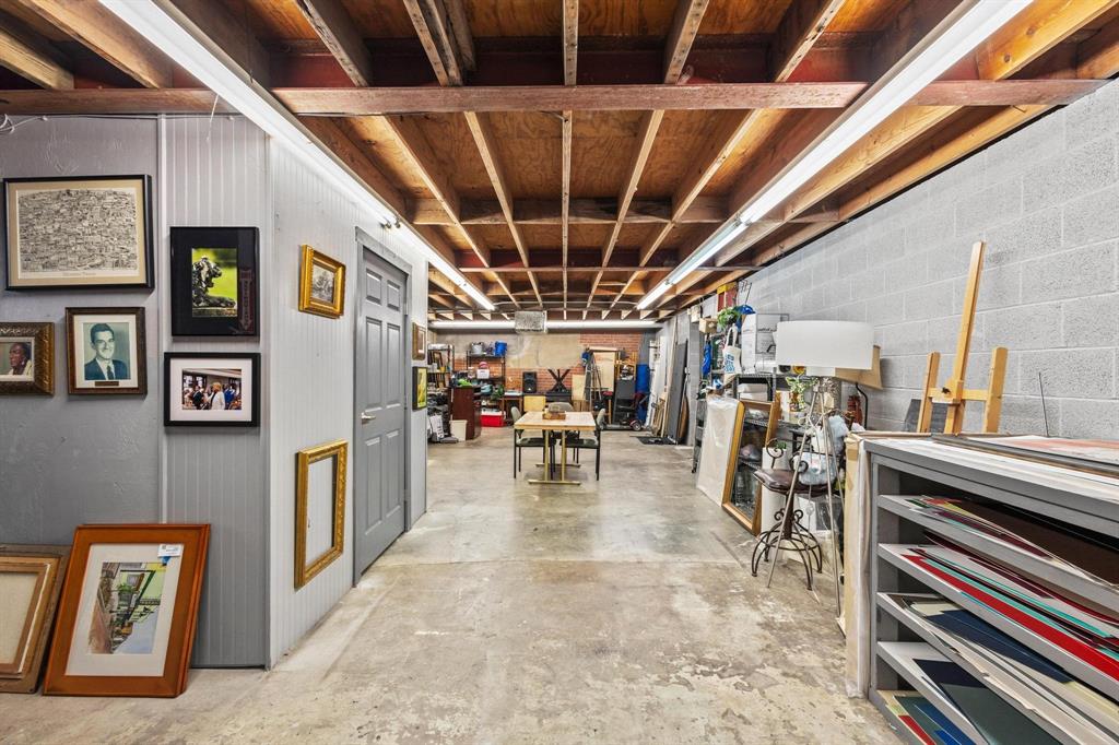 Stevens Add - Commercial Lease