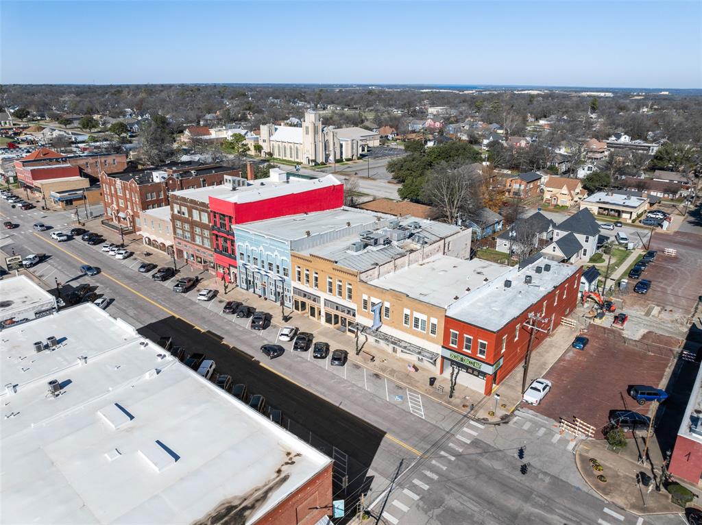 Stevens Add - Commercial Lease