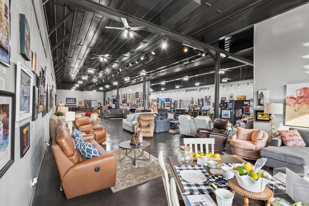 Stevens Add - Commercial Lease