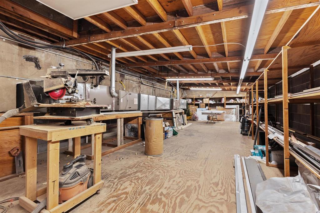 Stevens Add - Commercial Lease