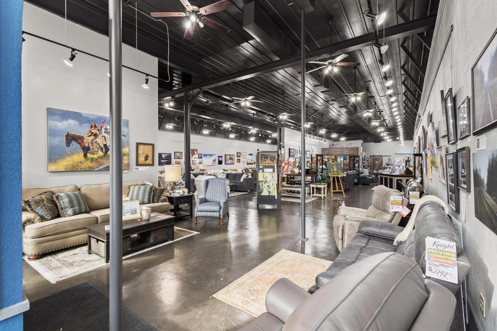 Stevens Add - Commercial Lease