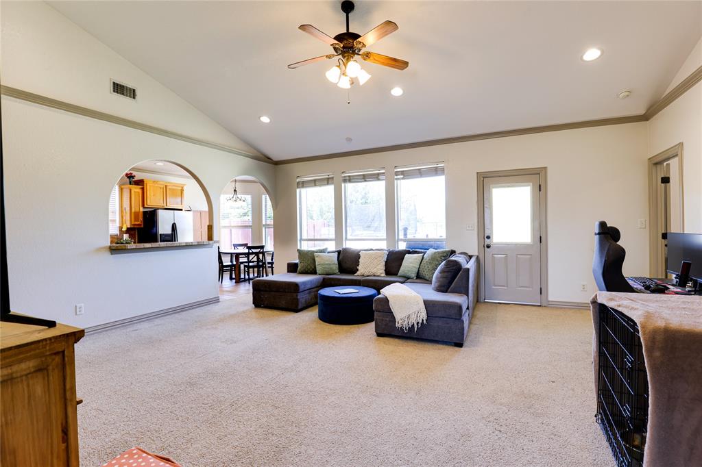1845 Roadrunner Drive