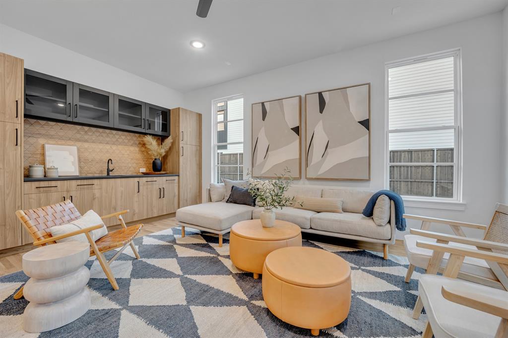 Lecomte Alley - Residential