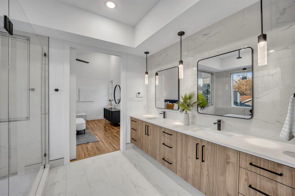 Lecomte Alley - Residential