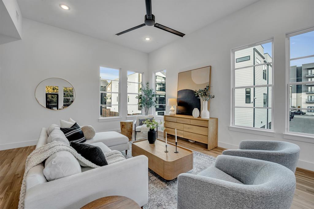 Lecomte Alley - Residential