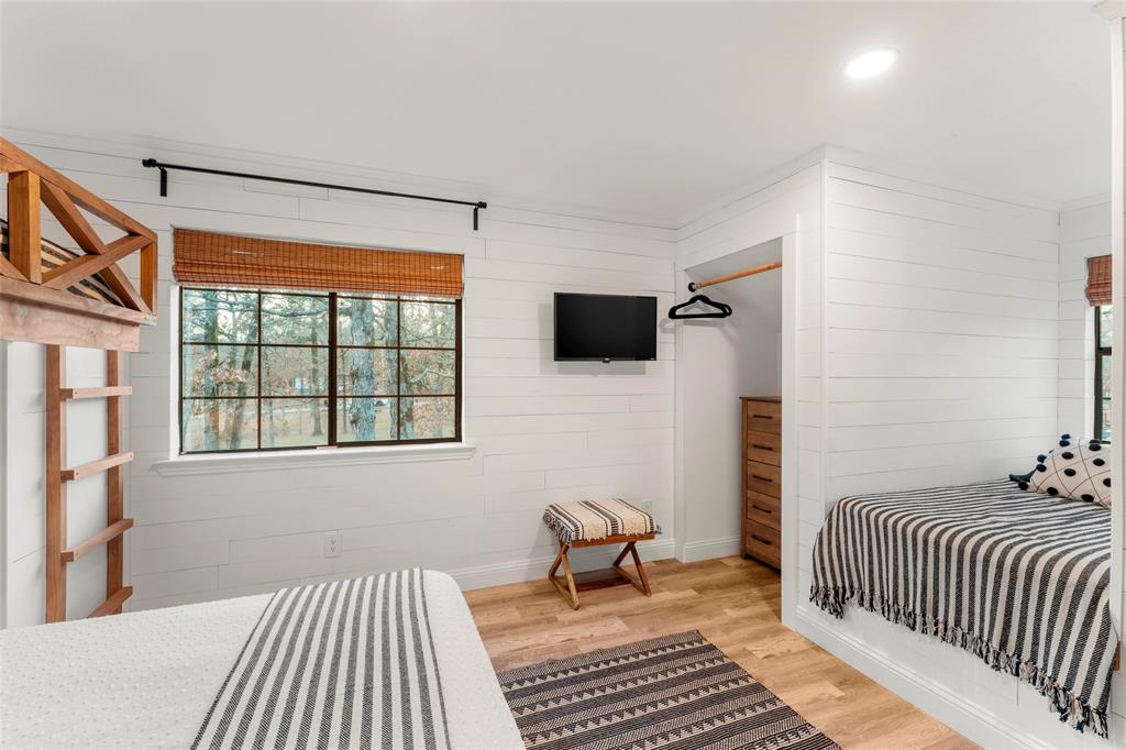 Tall Tree - Residential