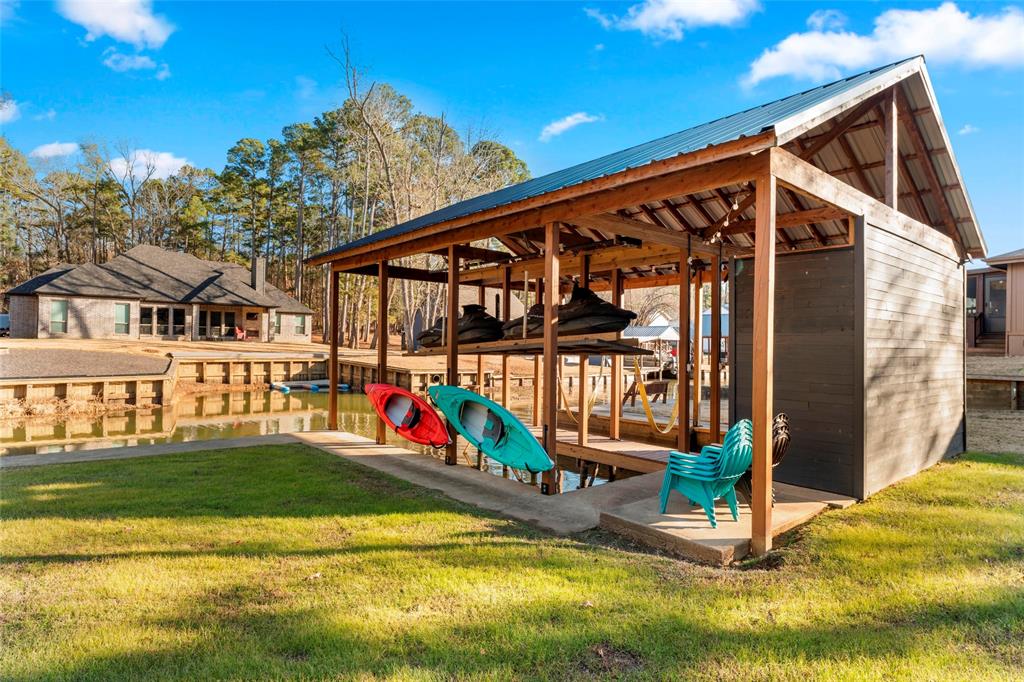 Tall Tree - Residential