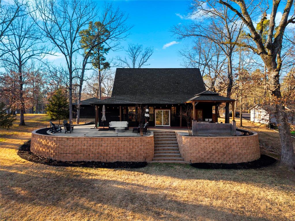 Tall Tree - Residential