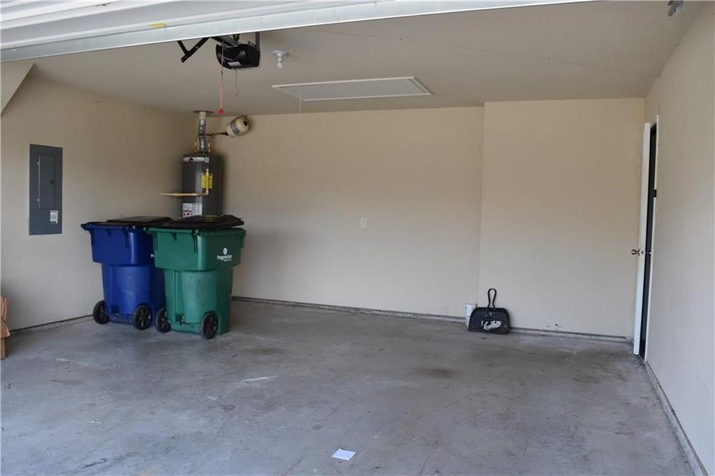 Carter Ranch - Ph Va The - Residential Lease