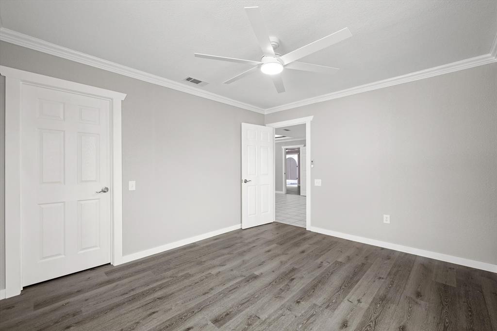 Whispering Oaks - Residential