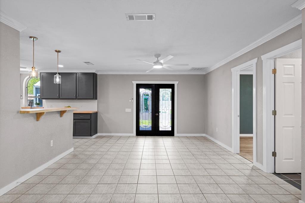 Whispering Oaks - Residential