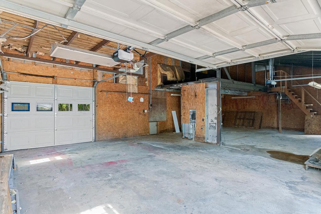 Whispering Oaks - Residential