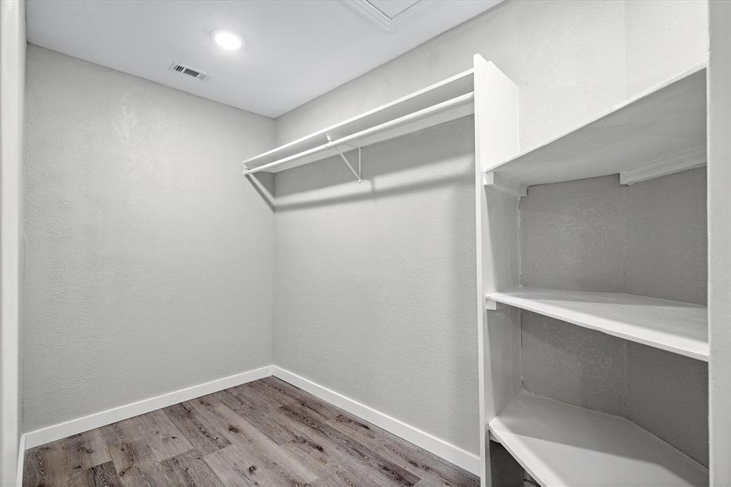 Whispering Oaks - Residential