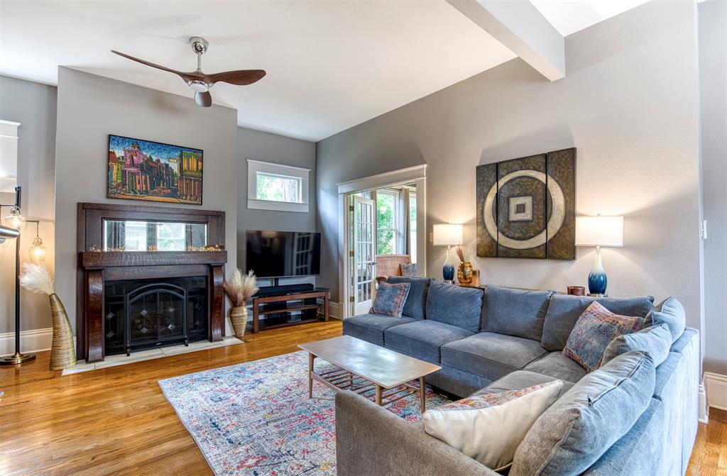 309 S Montclair Avenue