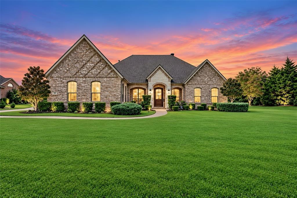909 Amblewood Drive