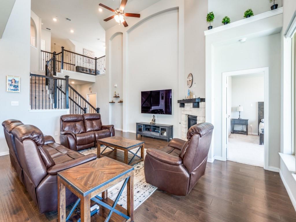 Lakewood Hills East Add - Residential Lease