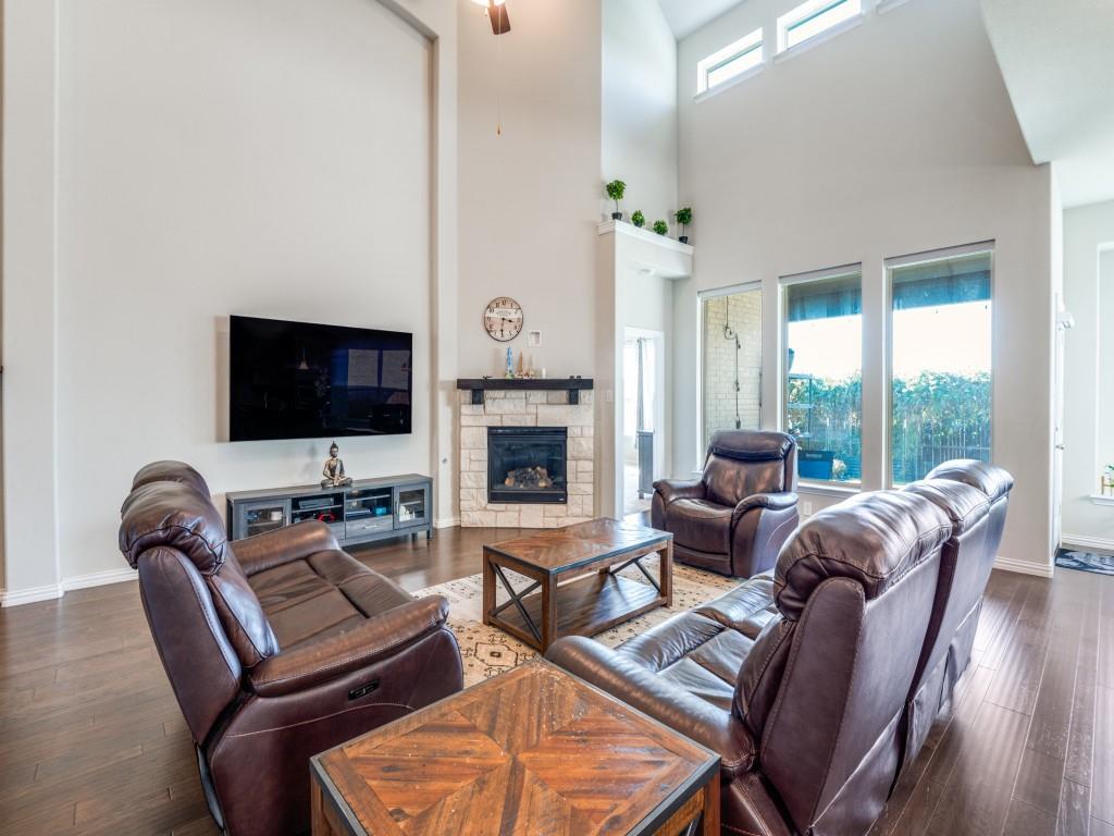 Lakewood Hills East Add - Residential Lease