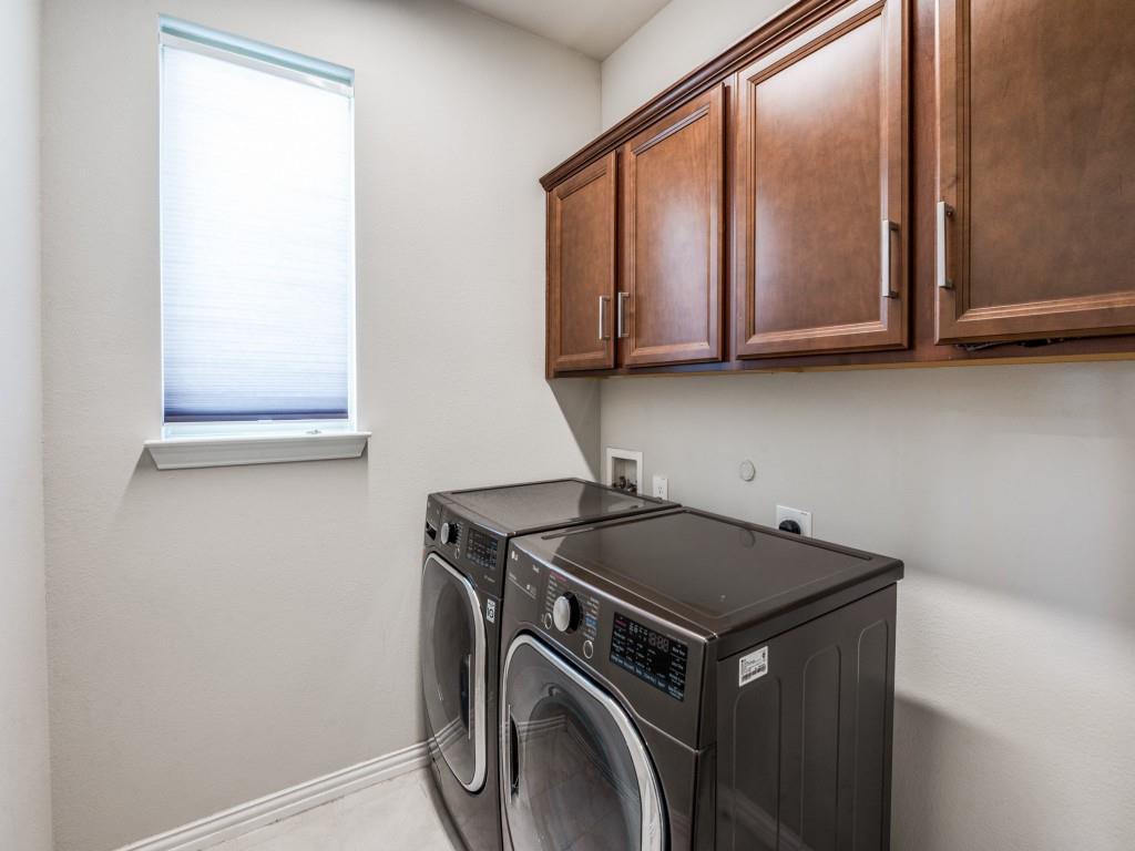 Lakewood Hills East Add - Residential Lease