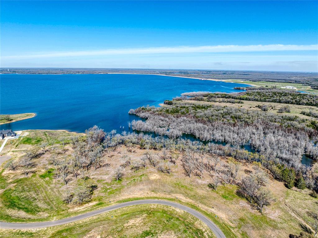 The Peninsula - Land