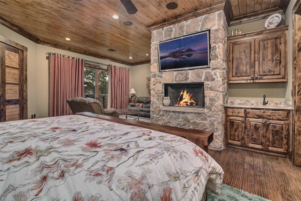 Jim Akins Woodcanyon Waters 01 - Residential